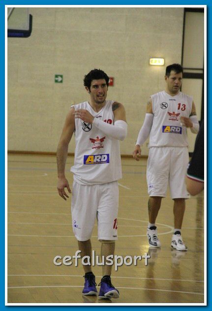 121223 Aquila 417_tn.jpg